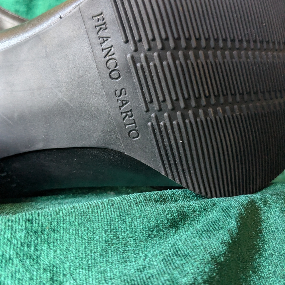 Size 10, Franco Sarto Leather Lace-Up Heels - Picture 5 of 6